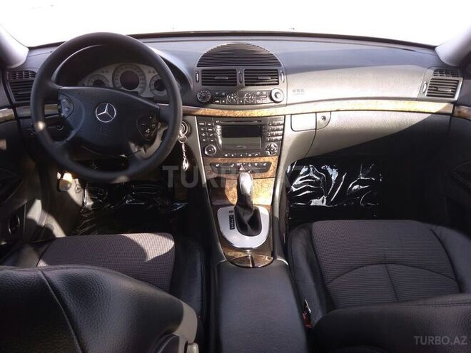 Mercedes E 240 2003, 197,000 km - 2.6 л - Bakı