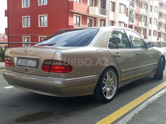 Mercedes E 270 2000, 336,000 km - 2.7 l - Bakı