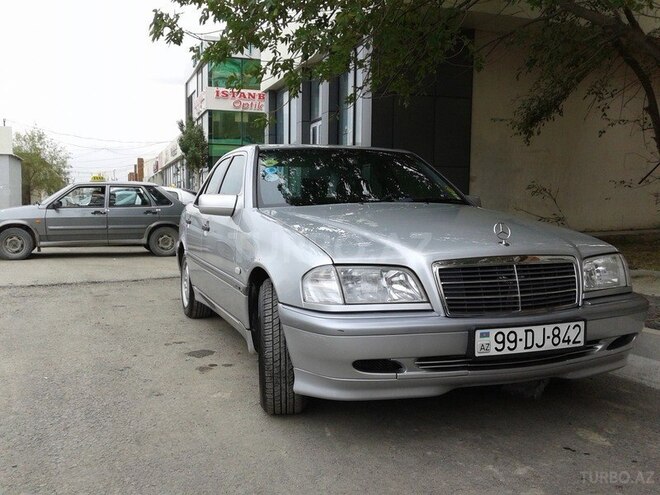 Mercedes C 180 1999, 197,000 km - 1.8 л - Sumqayıt