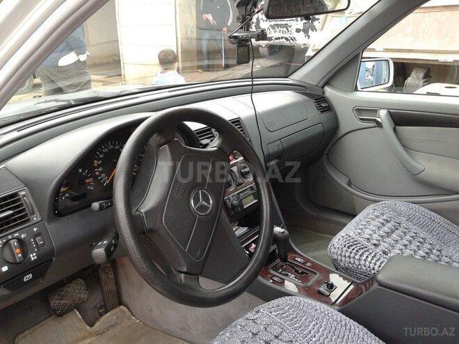 Mercedes C 180 1999, 197,000 km - 1.8 л - Sumqayıt