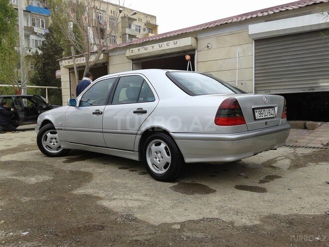 Mercedes C 180 1999, 197,000 km - 1.8 л - Sumqayıt