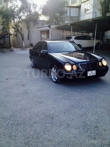 Mercedes E 320 2000, 283,000 km - 3.2 l - Bakı