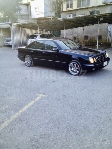 Mercedes E 320 2000, 283,000 km - 3.2 l - Bakı