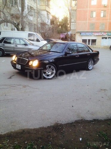 Mercedes E 320 2000, 283,000 km - 3.2 l - Bakı