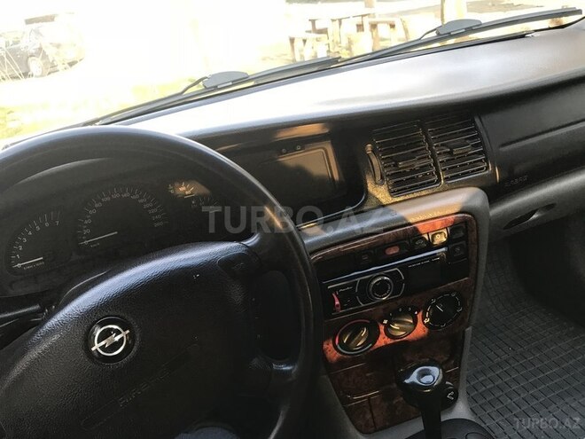 Opel Vectra 1995, 255,689 km - 2.0 l - Bakı