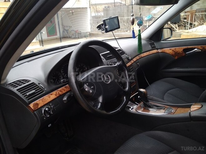 Mercedes E 220 2002, 15,000 km - 2.2 l - Bakı