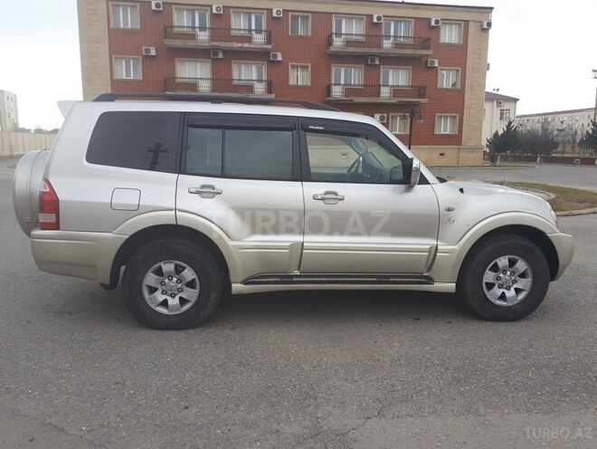 Mitsubishi Pajero 2005, 211,000 km - 3.0 l - Bakı