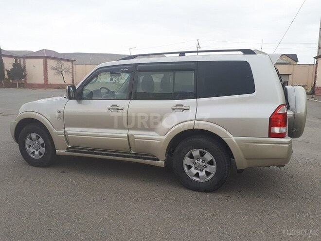 Mitsubishi Pajero 2005, 211,000 km - 3.0 l - Bakı