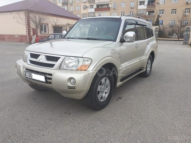 Mitsubishi Pajero 2005, 211,000 km - 3.0 l - Bakı