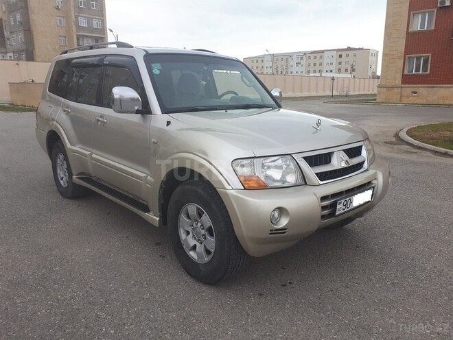 Mitsubishi Pajero 2005, 211,000 km - 3.0 l - Bakı