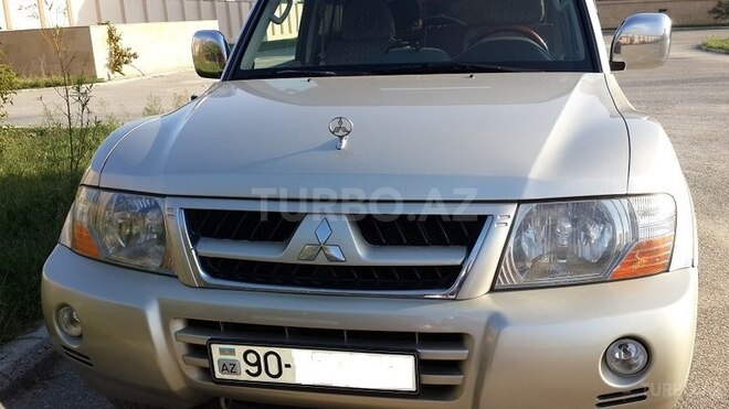 Mitsubishi Pajero 2005, 211,000 km - 3.0 l - Bakı