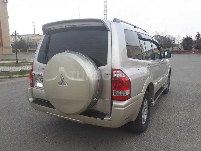 Mitsubishi Pajero 2005, 211,000 km - 3.0 l - Bakı