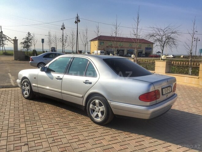 Mercedes E 230 1995, 450,000 km - 2.3 l - Cəlilabad