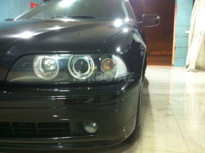 BMW 525 2002, 250,000 km - 2.5 л - Bakı