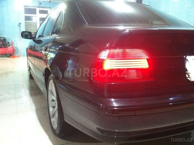 BMW 525 2002, 250,000 km - 2.5 л - Bakı