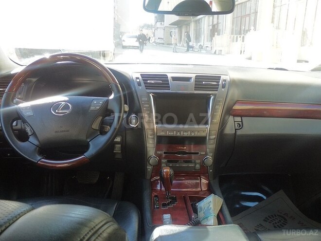Lexus LS 460 2007, 95,000 km - 4.6 l - Bakı