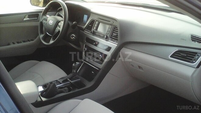 Hyundai Sonata 2016, 215,000 km - 2.4 l - Salyan