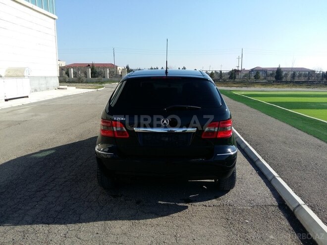 Mercedes B 180 2010, 41,580 km - 1.8 l - Şirvan