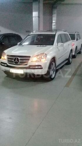 Mercedes GL 550 2010, 80,000 km - 5.5 л - Bakı