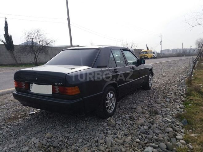 Mercedes 190 1990, 334,000 km - 1.8 l - Balakən