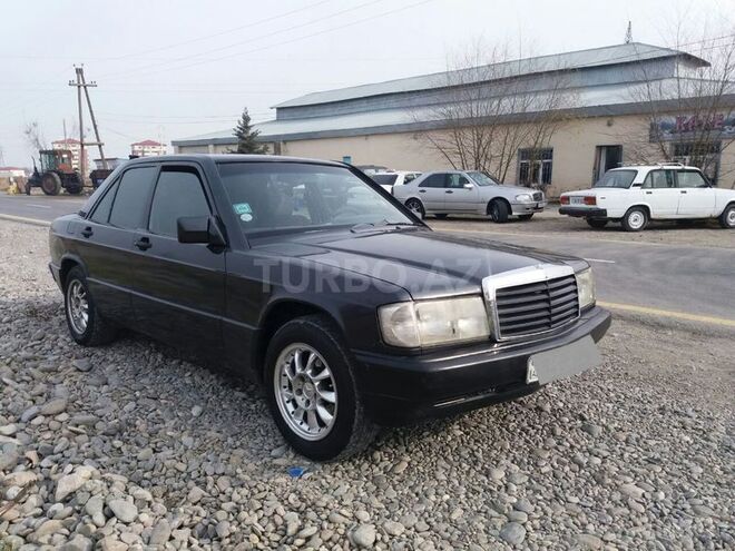 Mercedes 190 1990, 334,000 km - 1.8 l - Balakən