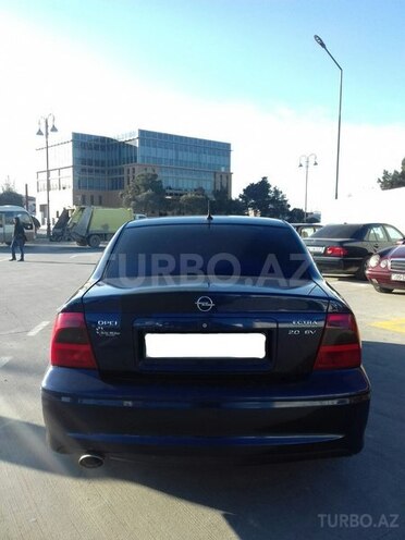 Opel Vectra 1999, 245,000 km - 2.0 l - Sumqayıt