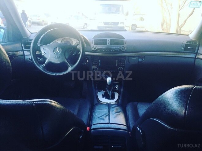 Mercedes E 320 2002, 210,268 km - 3.2 l - Bakı