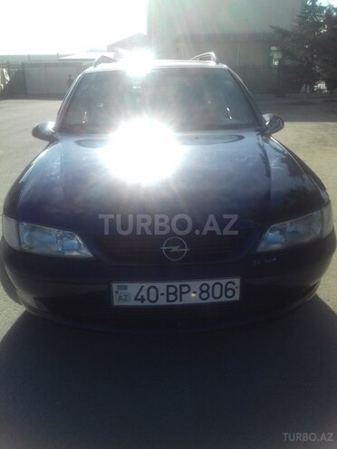 Opel Vectra 1998, 284,800 km - 1.6 l - Quba