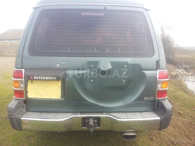 Mitsubishi Pajero 1994, 324,703 km - 0.3 l - Astara