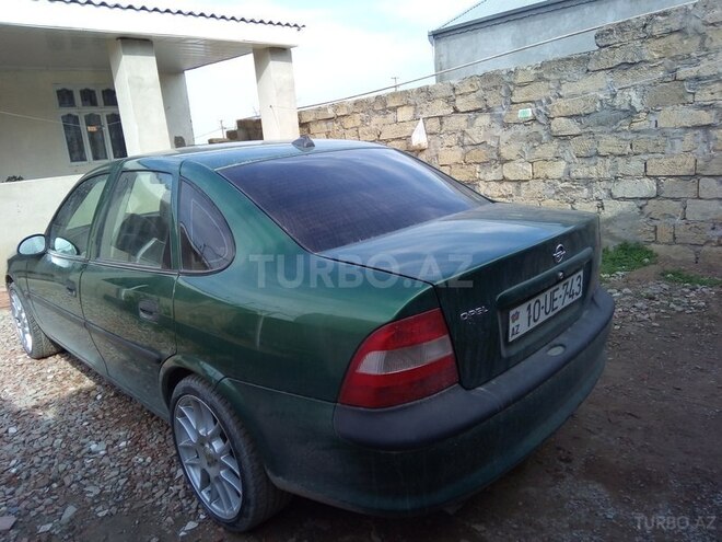 Opel Vectra 1996, 184,348 km - 1.6 l - Bakı