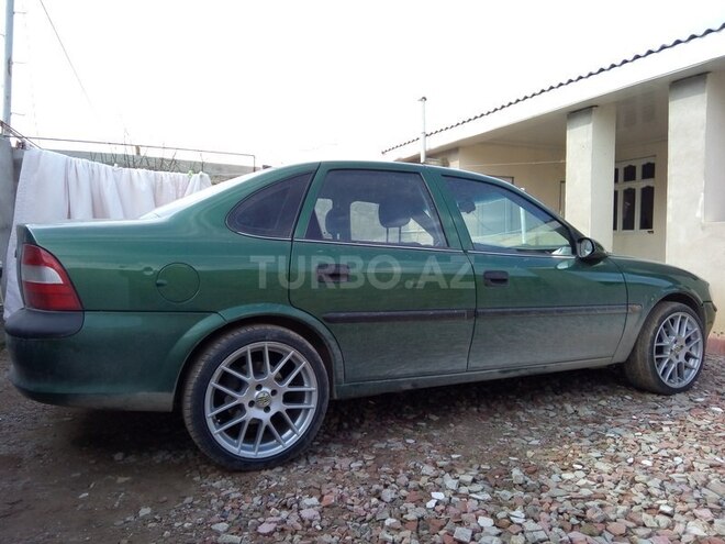Opel Vectra 1996, 184,348 km - 1.6 l - Bakı