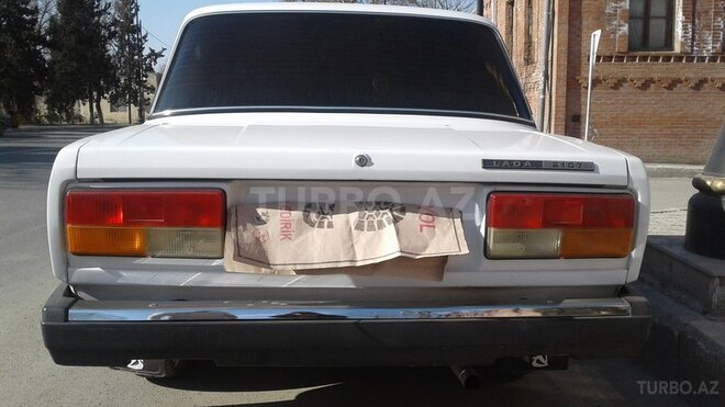 LADA (VAZ) 2107 2005, 143,000 km - 1.6 л - Gəncə