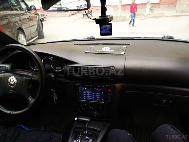 Volkswagen Passat 2002, 120,000 km - 1.8 l - Sumqayıt