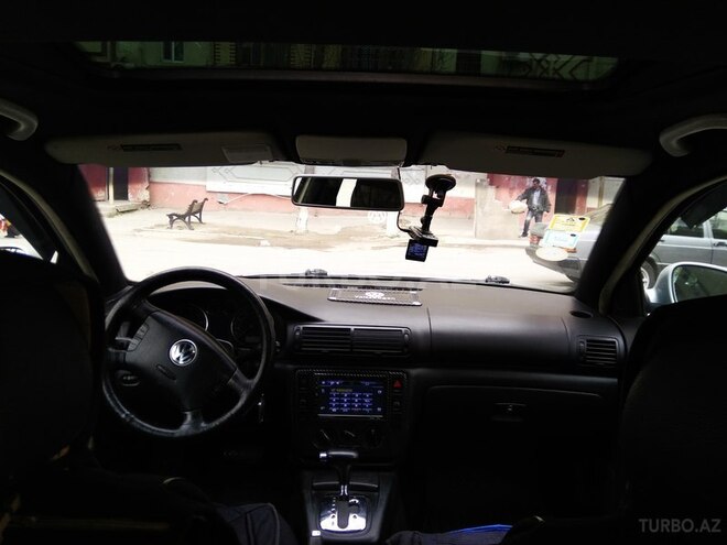 Volkswagen Passat 2002, 120,000 km - 1.8 l - Sumqayıt