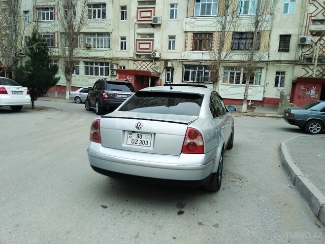 Volkswagen Passat 2002, 120,000 km - 1.8 l - Sumqayıt