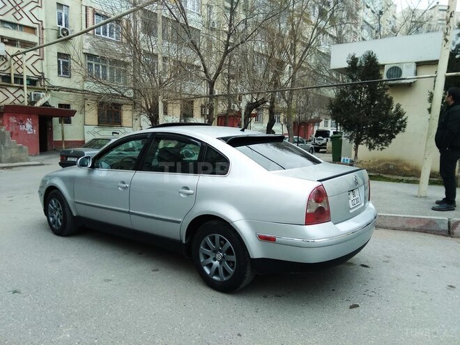 Volkswagen Passat 2002, 120,000 km - 1.8 l - Sumqayıt