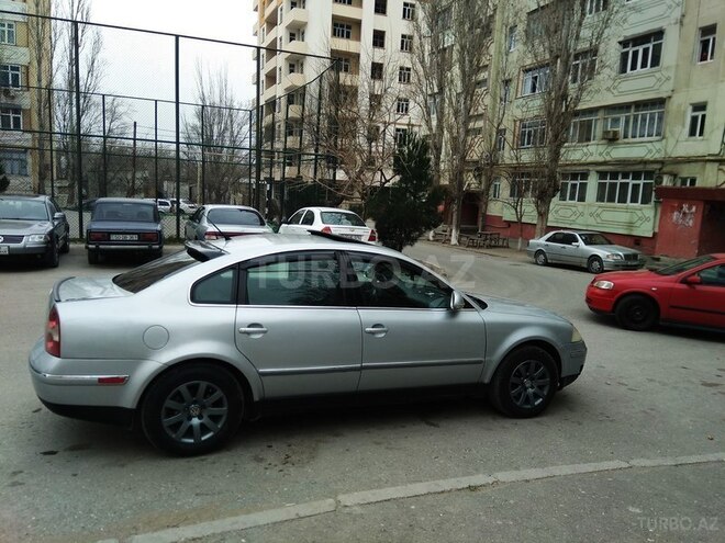 Volkswagen Passat 2002, 120,000 km - 1.8 l - Sumqayıt