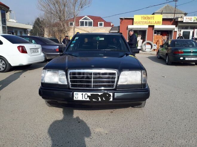 Mercedes E 260 1990, 285,000 km - 2.6 l - Bakı