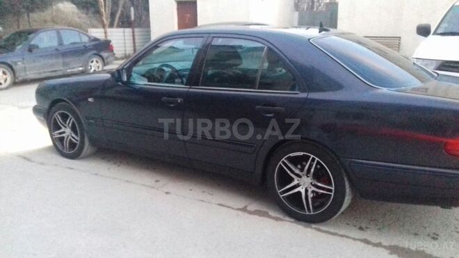 Mercedes E 240 1998, 287,880 km - 2.4 л - Bakı