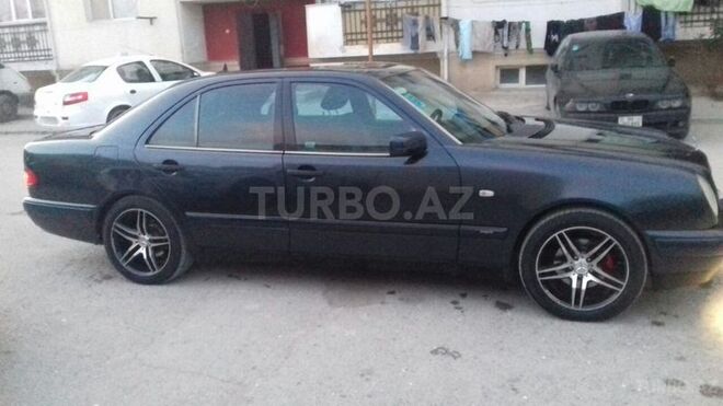 Mercedes E 240 1998, 287,880 km - 2.4 л - Bakı