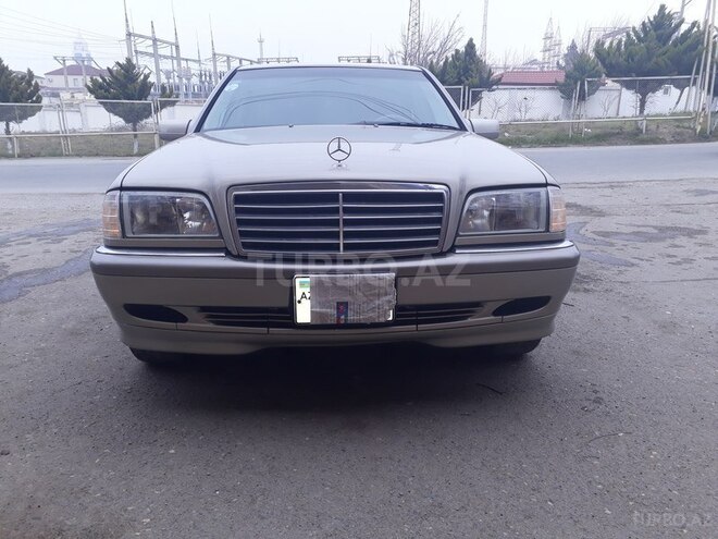 Mercedes C 230 1999, 131,000 km - 2.3 l - Bakı