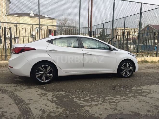 Hyundai Elantra 2015, 53,000 km - 1.8 l - Bakı