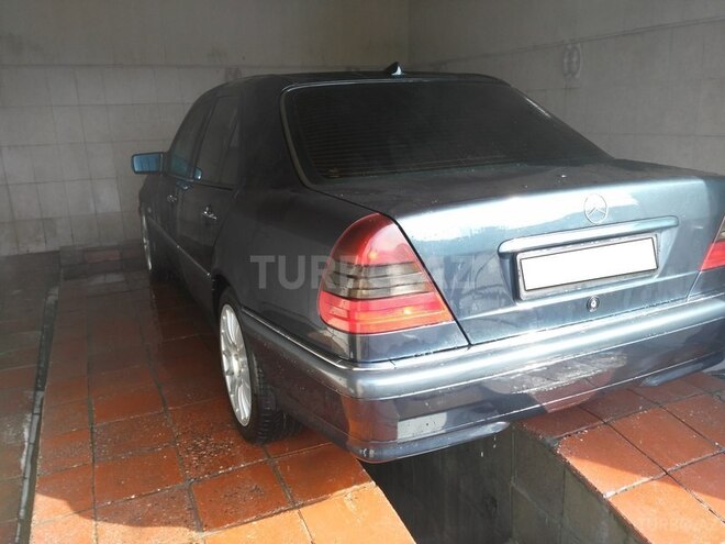 Mercedes C 240 1997, 308,000 km - 2.4 l - Bakı