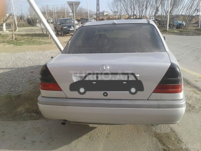 Mercedes C 180 1994, 275,000 km - 1.8 l - Bakı