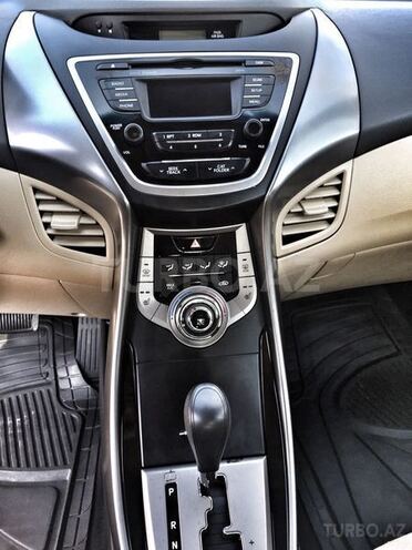 Hyundai Elantra 2013, 32,500 km - 1.8 л - Ağdaş