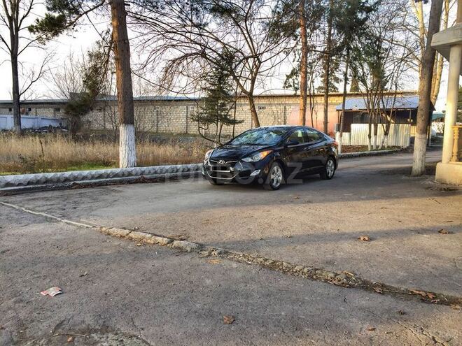 Hyundai Elantra 2013, 32,500 km - 1.8 л - Ağdaş
