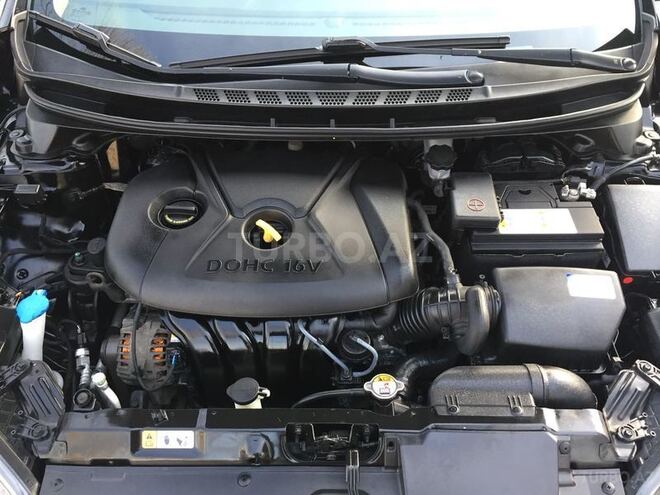 Hyundai Elantra 2013, 32,500 km - 1.8 л - Ağdaş