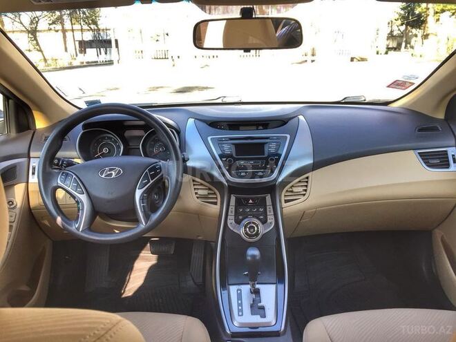 Hyundai Elantra 2013, 32,500 km - 1.8 л - Ağdaş