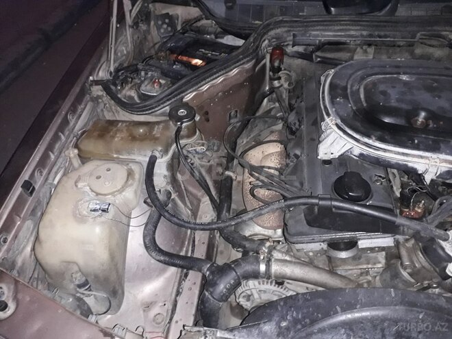 Mercedes 190 1992, 325,000 km - 2.0 l - Sumqayıt