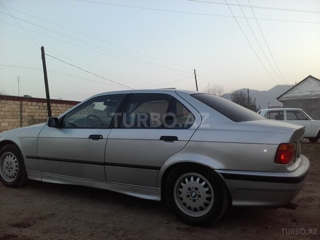 BMW 320 1991, 239,855 km - 2.0 л - Lənkəran